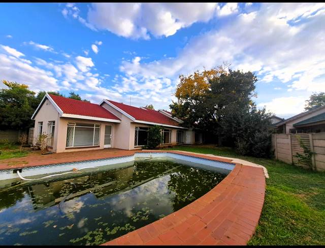 3 BEDROOM HOUSE FOR SALE IN SONLAND PARK